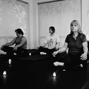 Pocsi_Angela_Meditacio_1_300x300